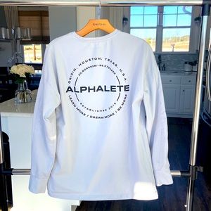 Mens Alphalete performance long sleeve shirt in size small!